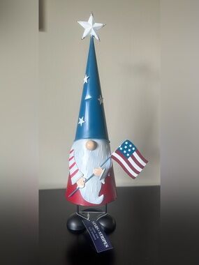Stars & Stripes July 4th Patriotic USA Bobbling Gnome
